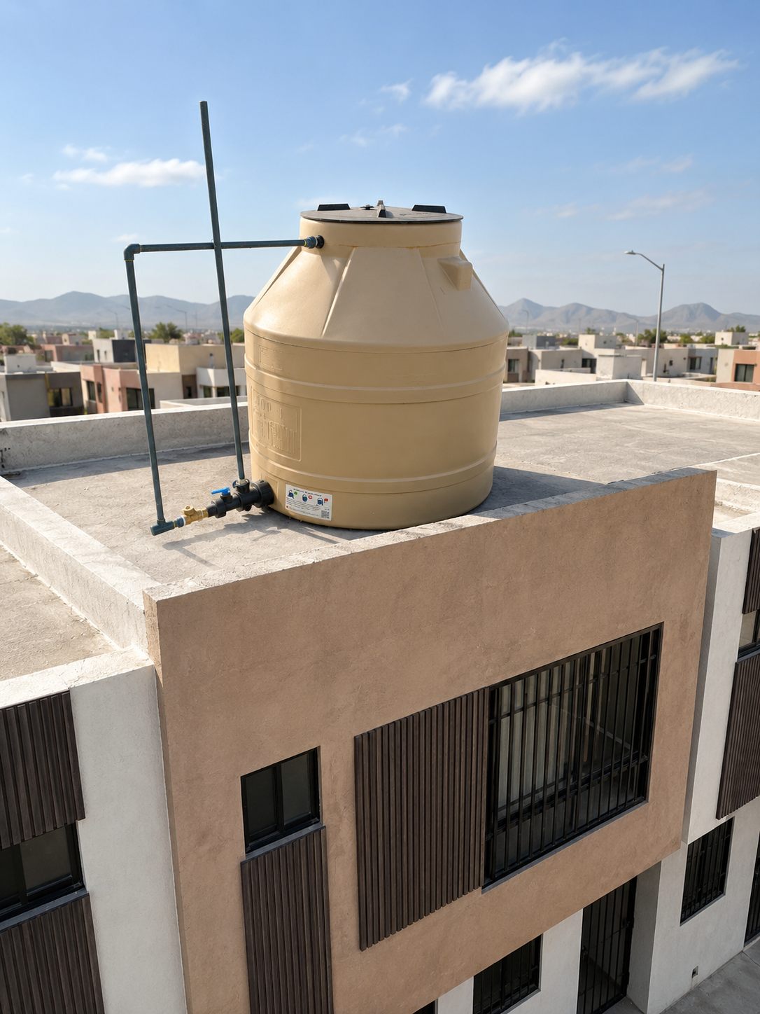 Tinaco de almacenamiento de agua